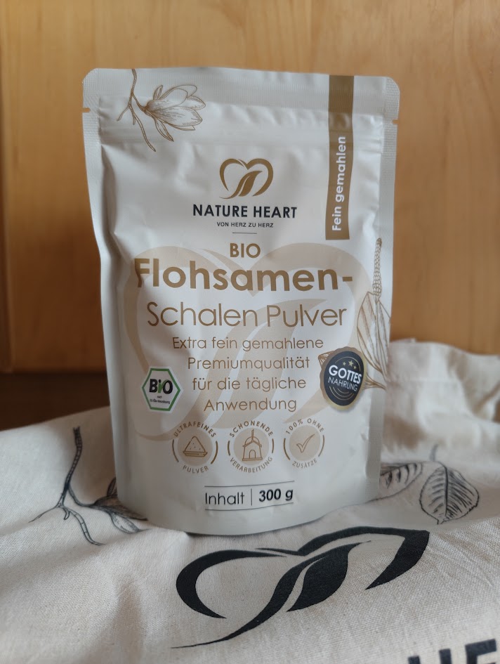 Bio Flohsamen Schalen Pulver. Nature Heart.